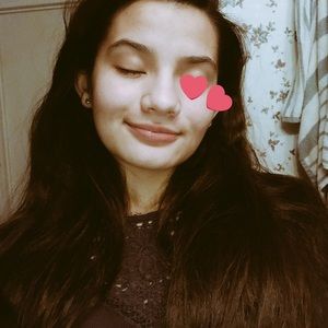 Meet your Posher, Alyssa